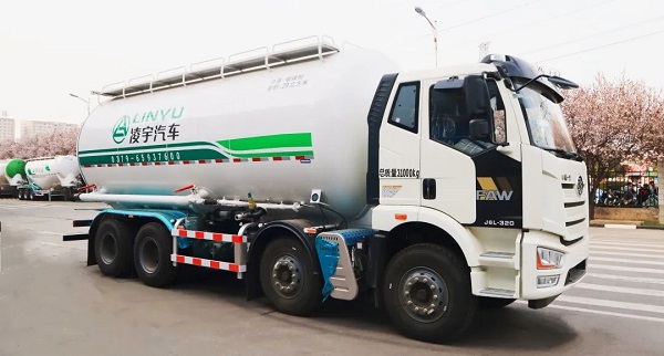 凌宇干混砂漿車(chē)的特點(diǎn)都有什么？
