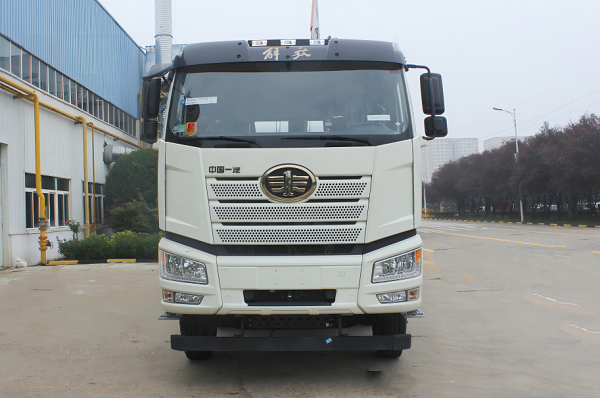 混動(dòng)攪拌車(chē)強勁優(yōu)勢詳解！攪拌車(chē)主新選擇！