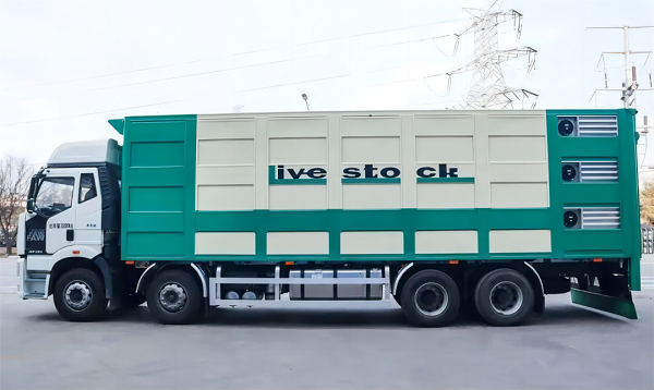 畜（雛）禽運輸車(chē)的優(yōu)勢介紹！
